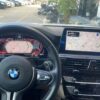 Цифровая приборная панель BMW F32, установленная в штатное место приборной панели